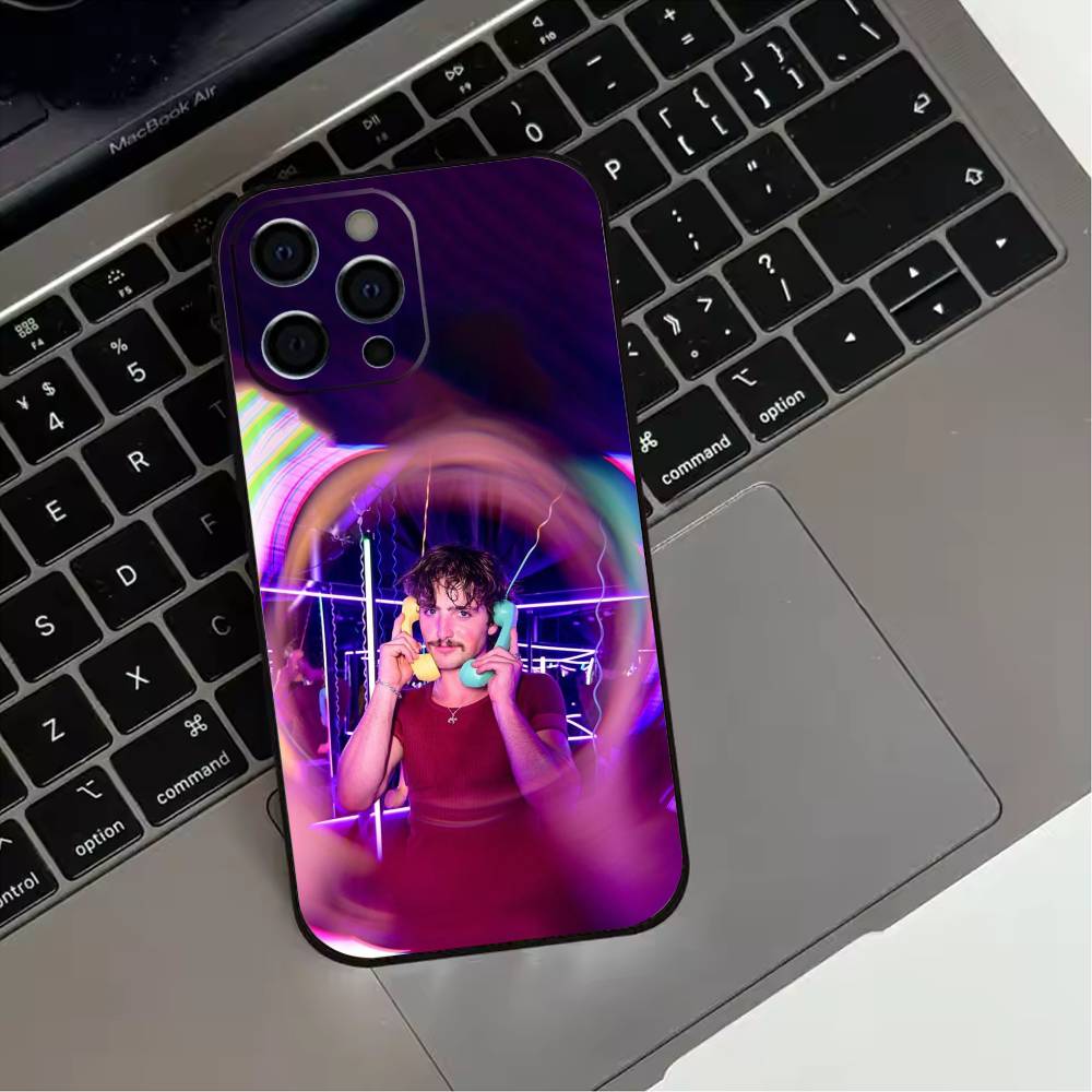 

B-Benson Boone Singer Phone Case For iPhone 17,16,15,14,13,12,11 Plus,Pro Max,XS,Soft Silicone Black Cover iPhone14Plus