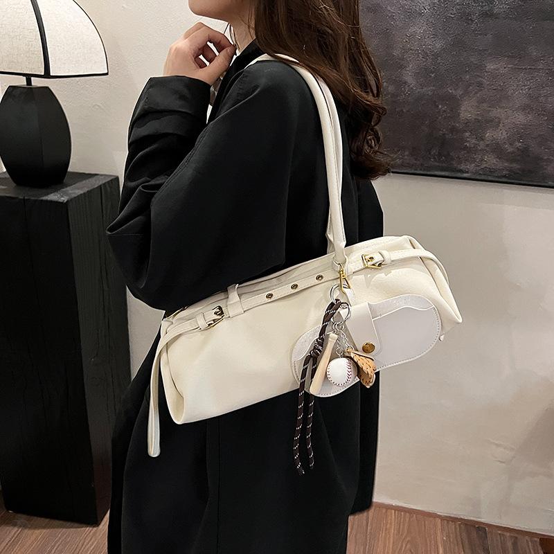 Urban underarm bag women's new high-end bowling bag commuter shoulder bag baguette bag
