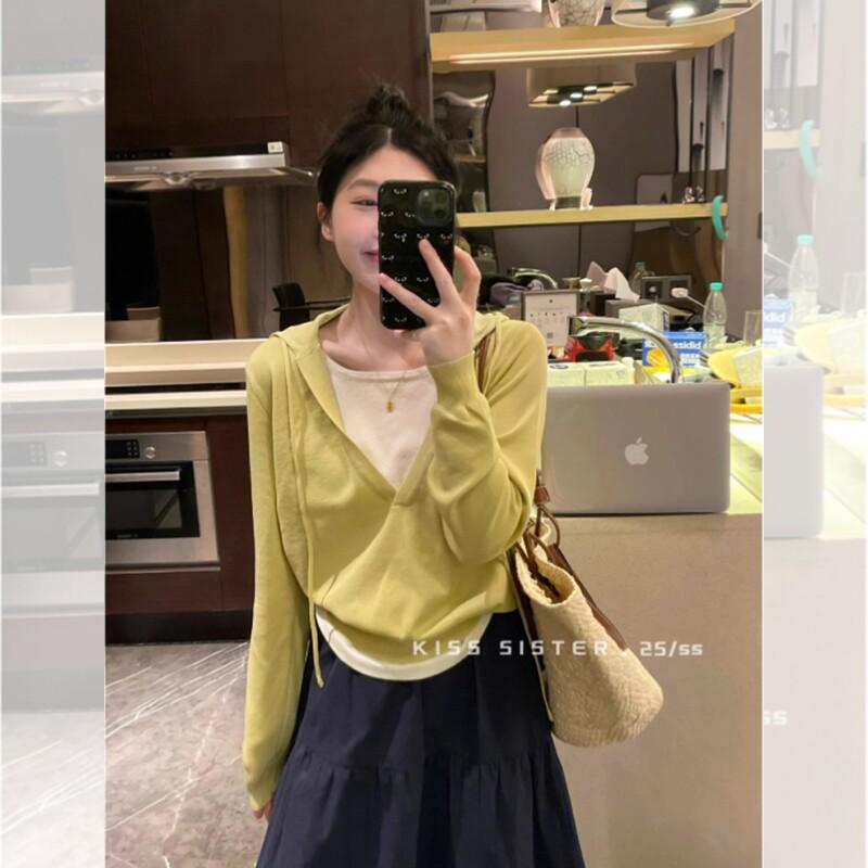 

Women s Early Autumn Hooded Striped Knit Sweatshirt: Faux Two-Piece, Loose Fit, Lightweight, Lazy Style Short T-shirt. M