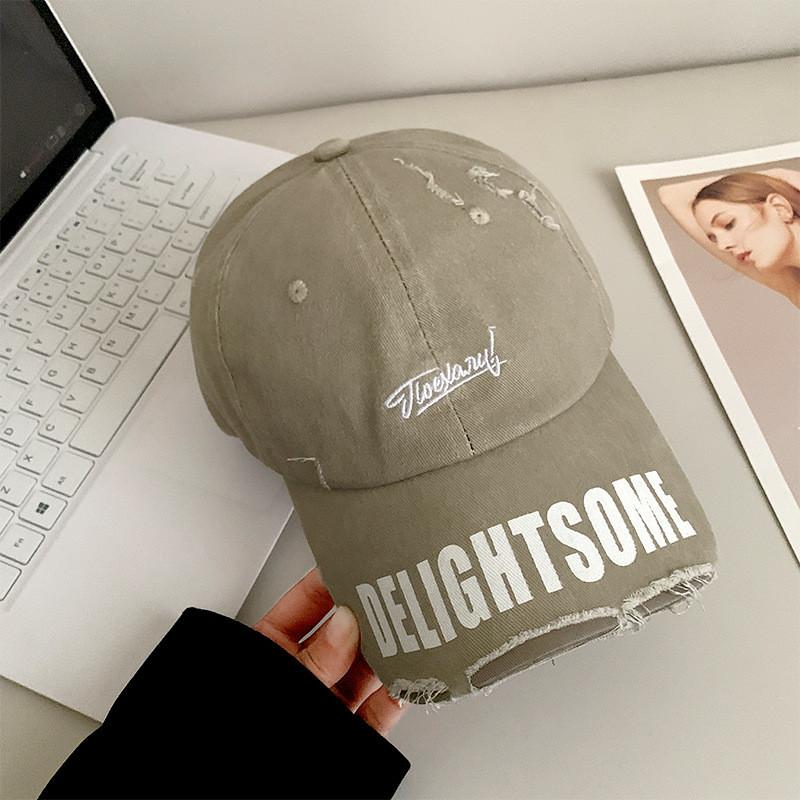 Black Wide Chic Brim Baseball Cap For Women With Distressed Versatile Style