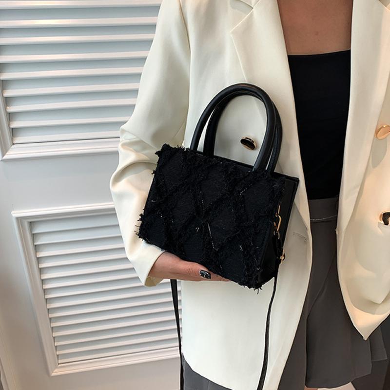 Women's Small Square Bag Diamond Shaped Pattern Raw Edge Shoulder Bag Fashion Trend Crossbody Bag Female Handbag CLE