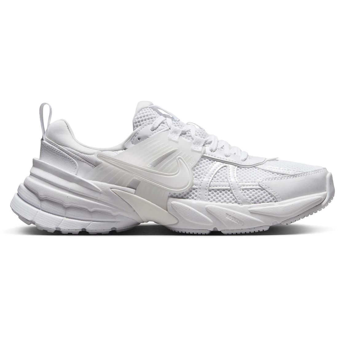

Sneaker Nike V2K Run White (Women s)(FD0736-113) 38.5