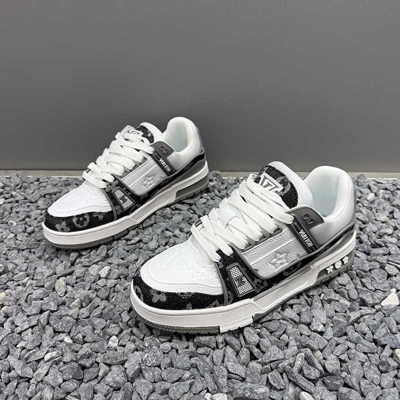 Summer Men's Shoes New Soft-soled Casual Shoes Versatile Large-size Sports Shoes Trendy Breathable Non-slip Board Shoes