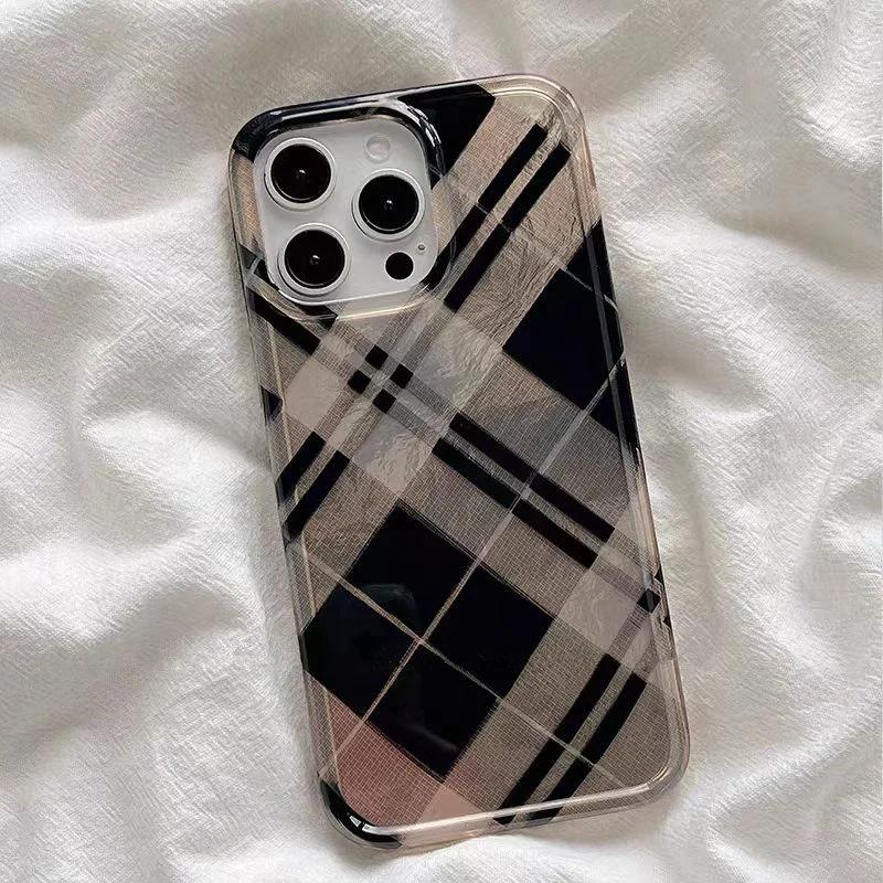 Retro Black Gold Diamond Grid Pattern Phone Case for IPhone Case 16 15 14 13 12 11 Pro XR XS Max 7 8 Plus Shockproof Back Cover