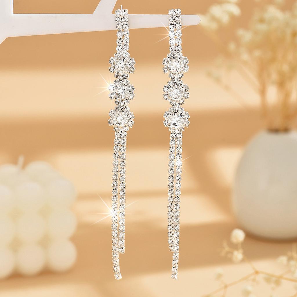 Diamond Claw Chain Long Fringed Earrings Fashionable High-End Stud Earrings Niche Temperament Elegant Earrings Women