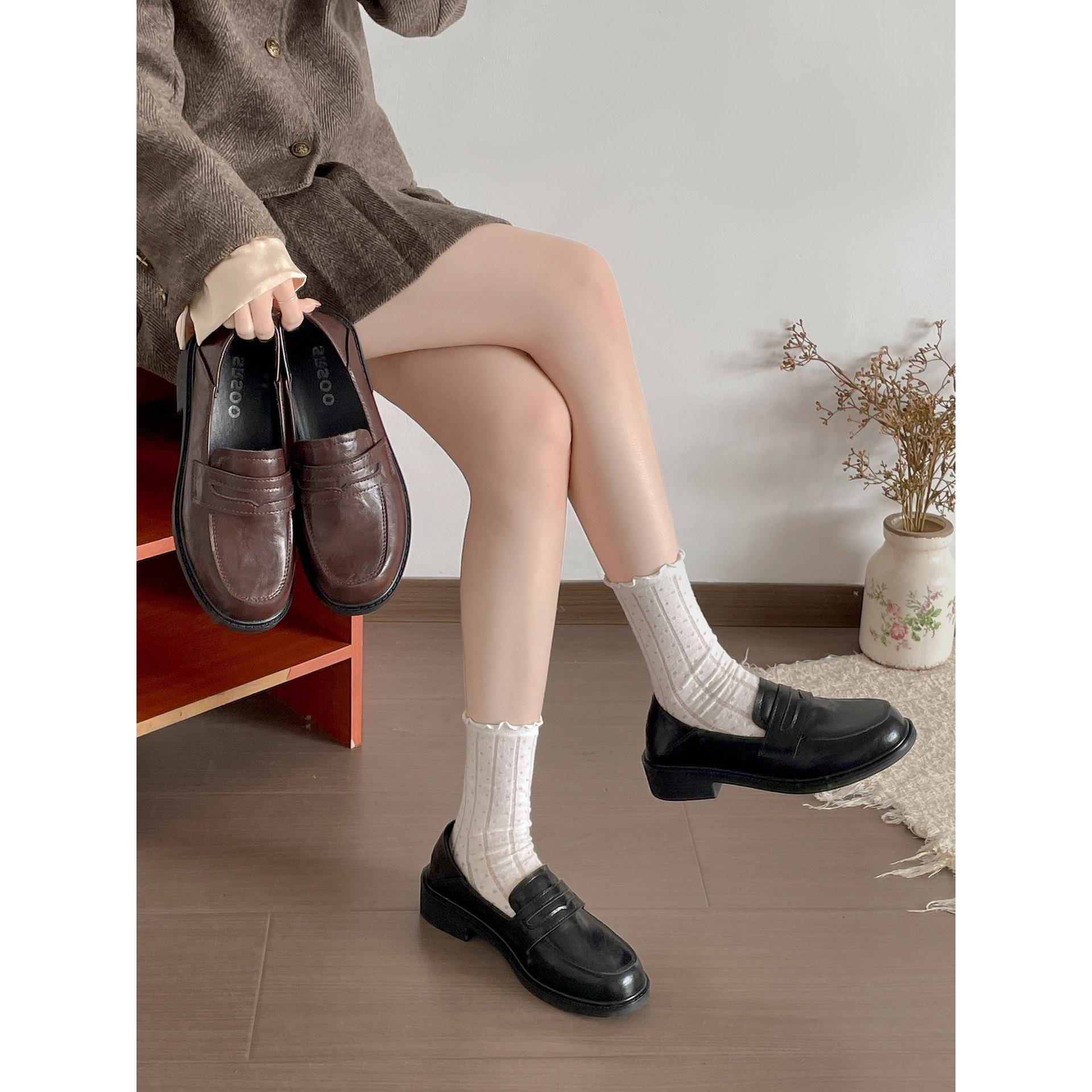 Black low-heeled platform small leather shoes, spring and autumn versatile with skirts, love single shoes 35