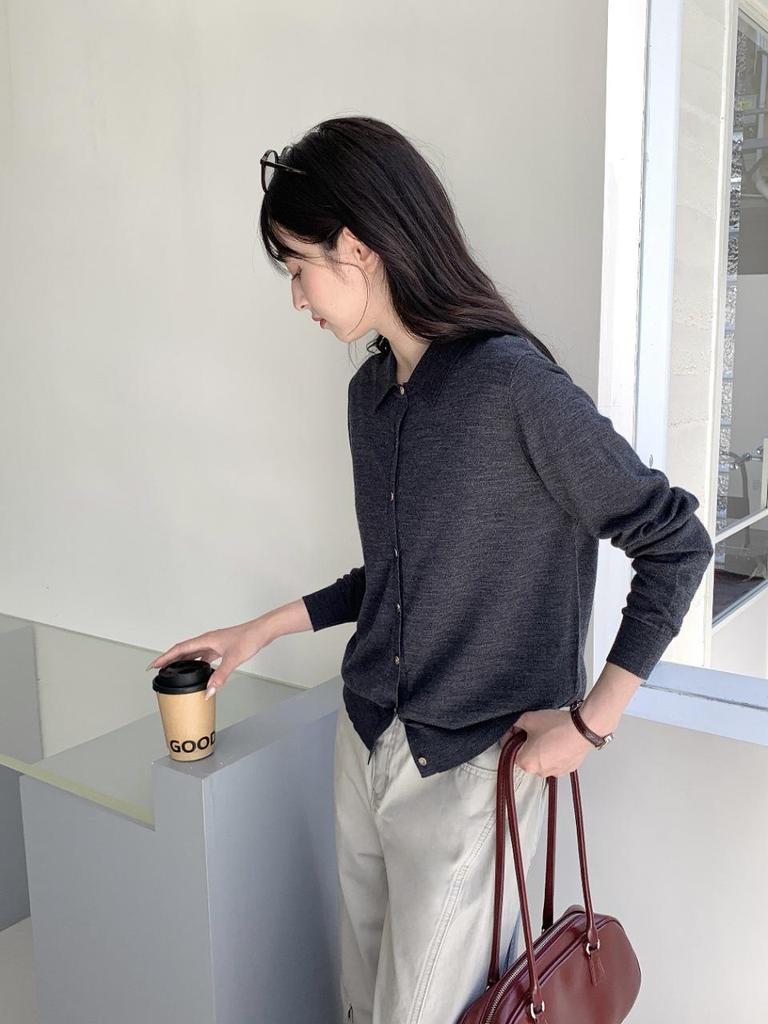Women's 100% Wool Machine-Washable Cardigan: Fine-Spun Lapel Base Layer for Autumn/Winter
