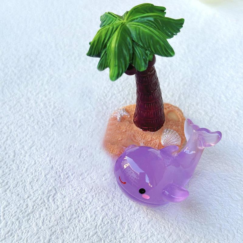 1Pc Mini Luminous Whale Home Decor Landscaping Resin Crafts Glowing Whale Garden Fish Tank Miniatures Ornaments Decoration