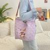 2 Winter gesteppte gepolsterte Cartoon Stickerei Tragetasche Umhängetasche große Kapazität Schultertasche Pendler Tragetasche