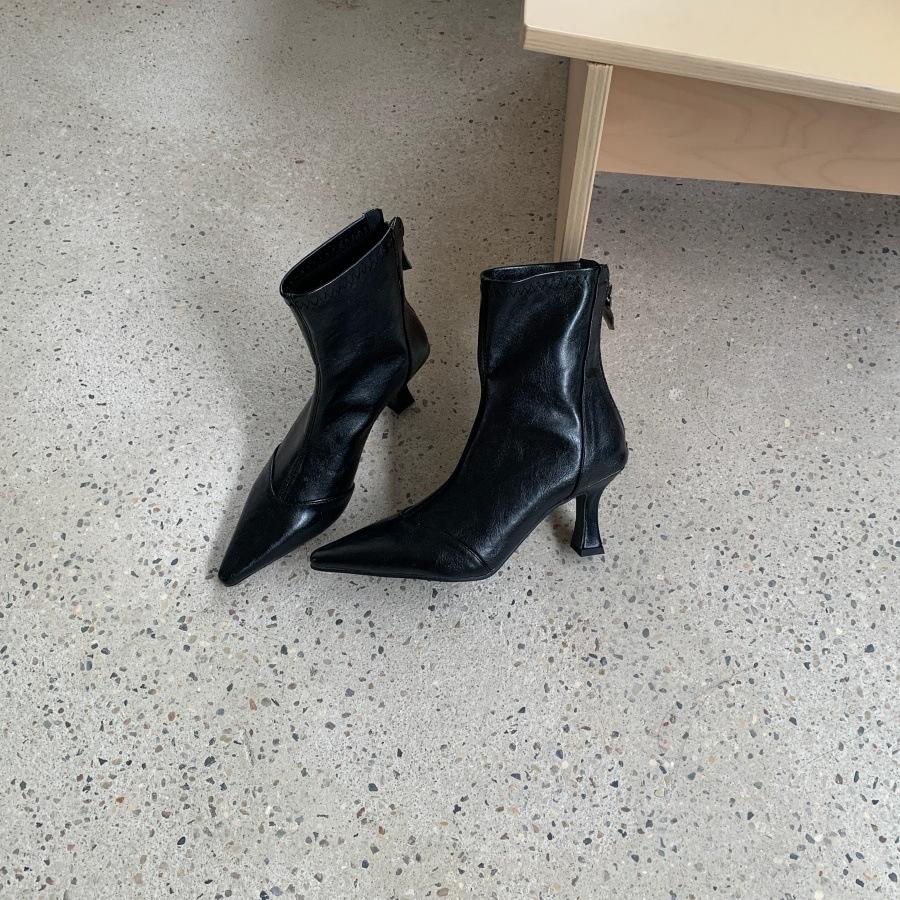 Pointed short boots women's boots autumn and winter boots French temperament thin boots thin heel high heel short boots women