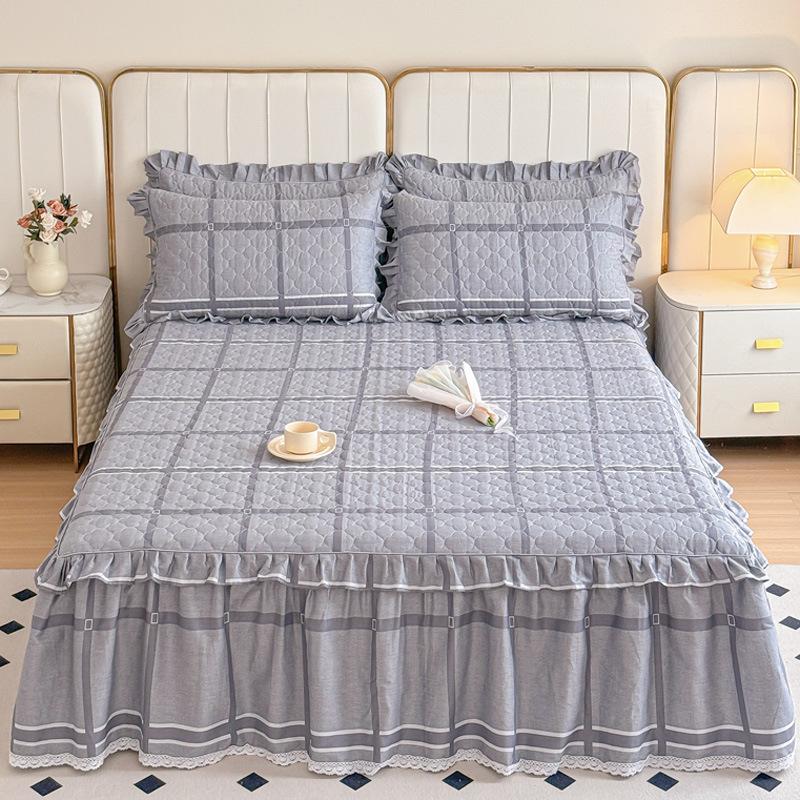 Thickened Pure Cotton Padded Bed Skirt Bedspread Cotton Padded Ruffle Edge Protection Non-slip Pillowcase Bedspread Cover