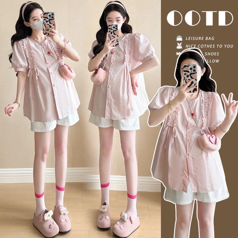 

Maternity Washed Cotton Button-Up Nursing Top with Hip-Covering Belly Support Shorts Set. M