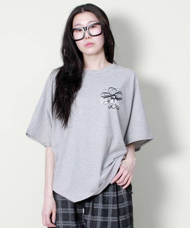 Deumakeu Medium Fit French Sleeve Chest Flower Short Sleeve T-Shirt Gray