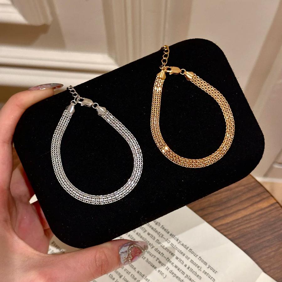 Niche Design High-End Milanese Strap Bracelet Light Luxury Stacking Style Simple Lace Ribbon Bracelet Women