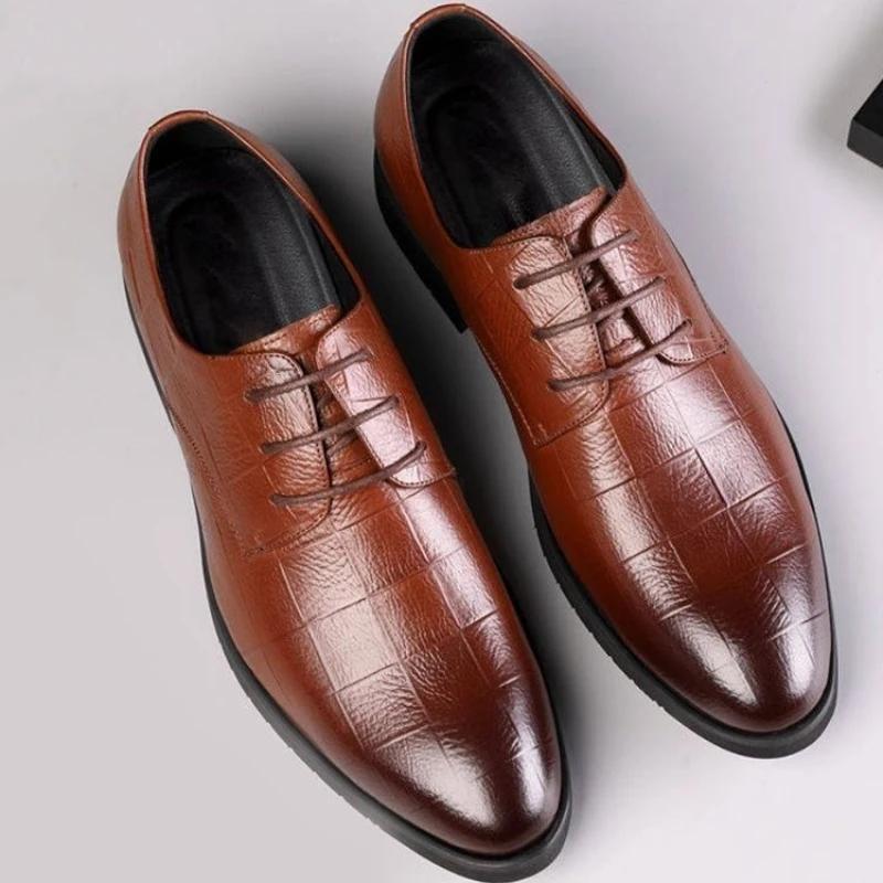 Mode Herren Business Schuhe 2024 Neue Oxford Schuhe Herren Klassische Smoking Schuhe Hohe Qualität Gentleman Formelle Schuhe Luxus Hochzeitsschuhe