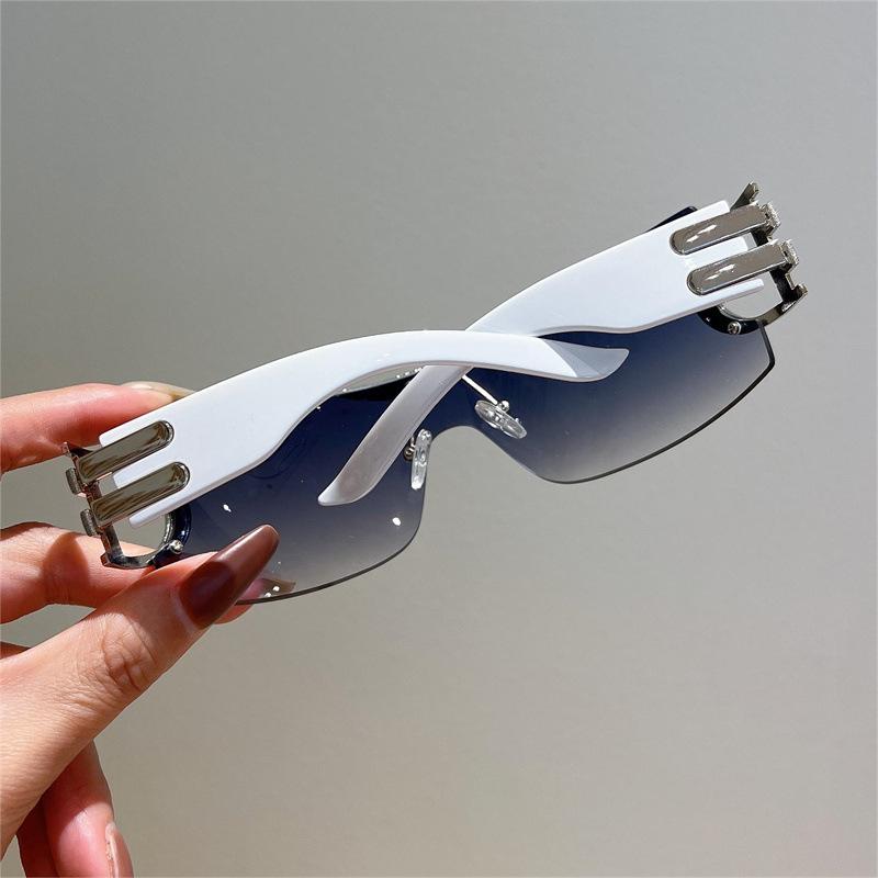 Vintage Y2K Fashion Steampunk Sunglasses Women For Men Luxury Brand Designer Sun Glasses Sport Goggle One Piece Rimless Shades
