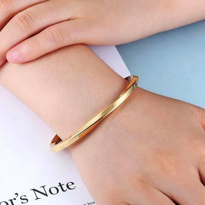 Golden Möbius Bracelet Women Versatile High End Non Fading Stainless Steel Wristband Jewelry Bracelet Titanium Steel Bracelet
