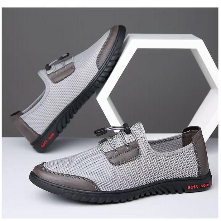 Summer new men's fly-woven mesh breathable casual shoes black flat-bottomed lightweight men's shoes