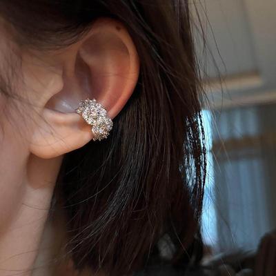 Elegant Zircon Flower Ear Clips for Women - No Piercing Needed, Lightweight Luxury Earrings