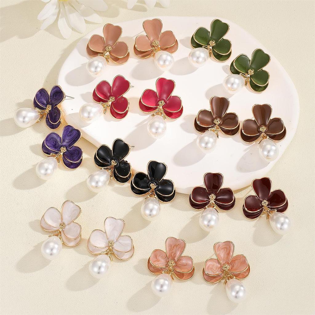 Women's Fashion Petal Earrings