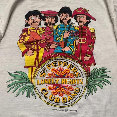 T-shirt blanc à manches courtes The Beatles Sgt Pepper's 20ème Anniversaire KV39942 Unisexe