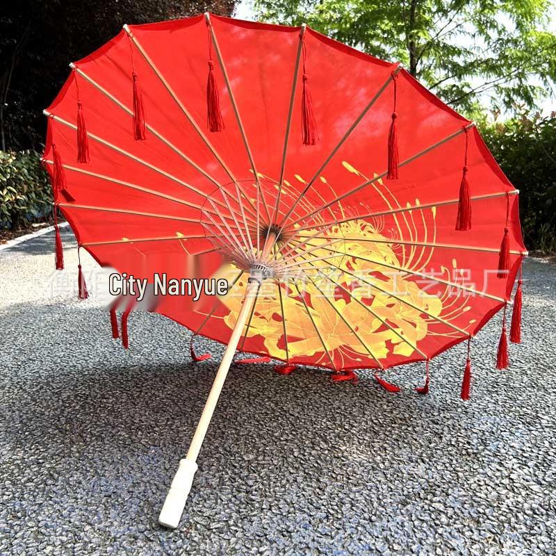Traditional Hanfu Umbrella with Tassels for Women's Costumes and Children's Photoshoots