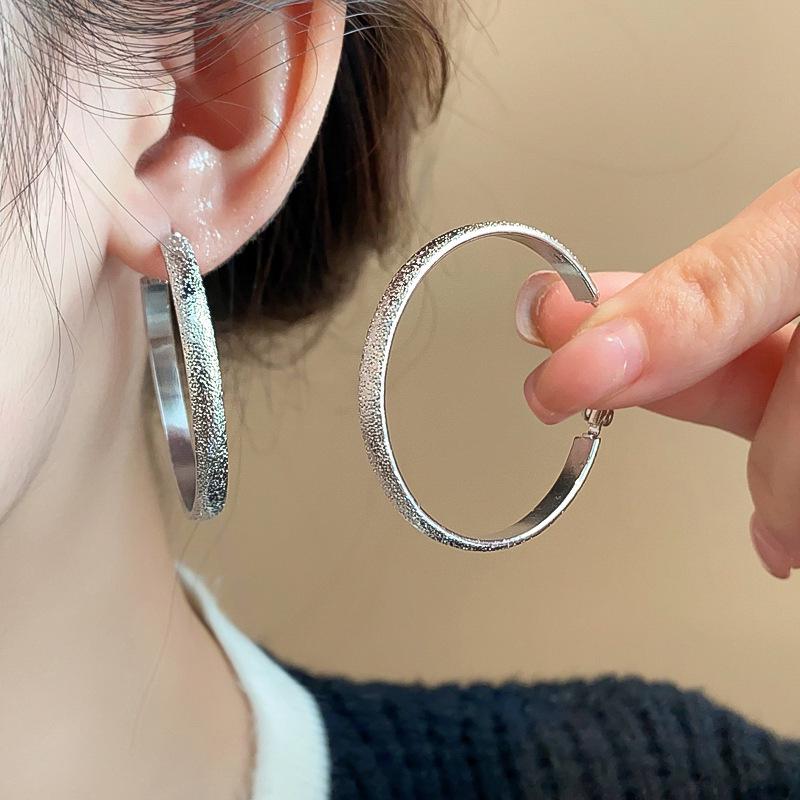 S925 Silver Needle Pearl Flower Earrings for Women - Luxury, Fashionable Korean Style