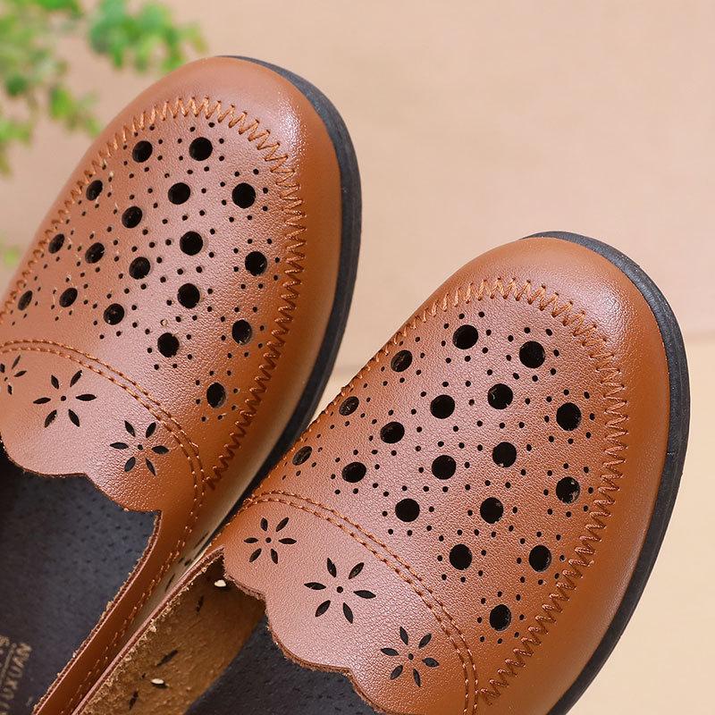 Mom's Summer Breathable Leather Sandals – Soft Sole, Non-Slip Flats for Middle-Aged & Elderly Women