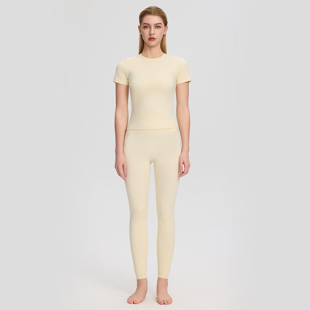 Bare-Feel Five-Piece Yoga Set: Long & Short Sleeve Tops, Chest Pads, Tight Slimming High-Waisted Pants.