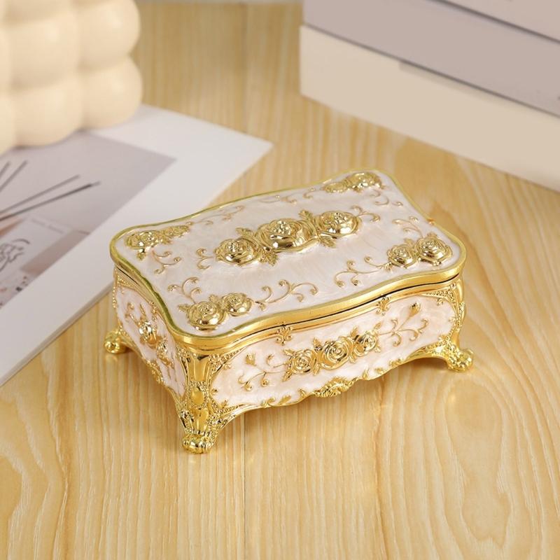 Elegant Floral Engraved Metal Jewelry Organiser with Zinc Alloy Construction and Plush Interior Compartments