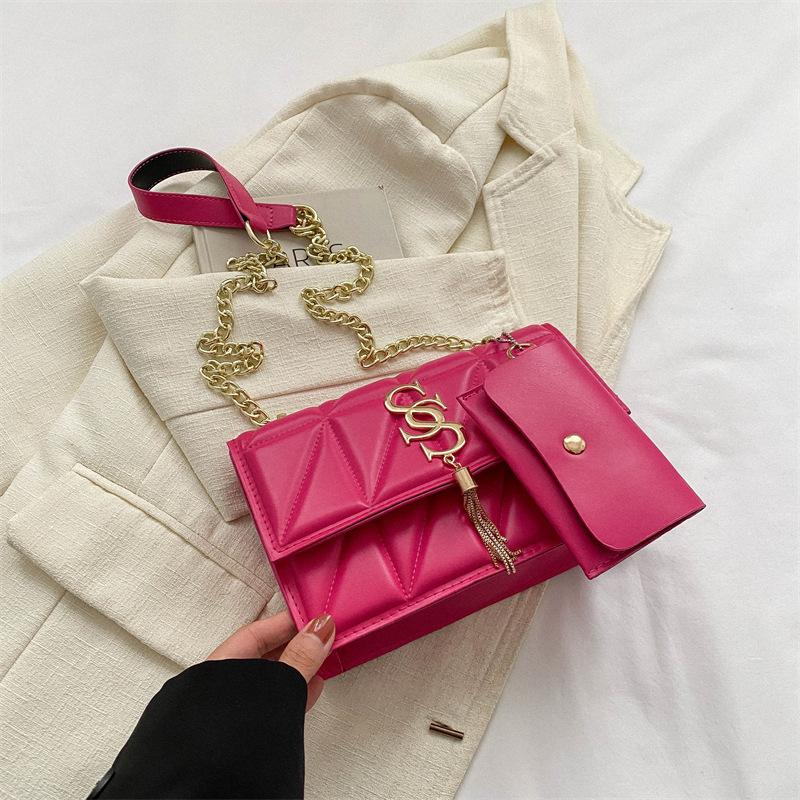

Retro new bag women s 2025 spring chain simple shoulder bag niche trend messenger bag casual small square bag роза розовый