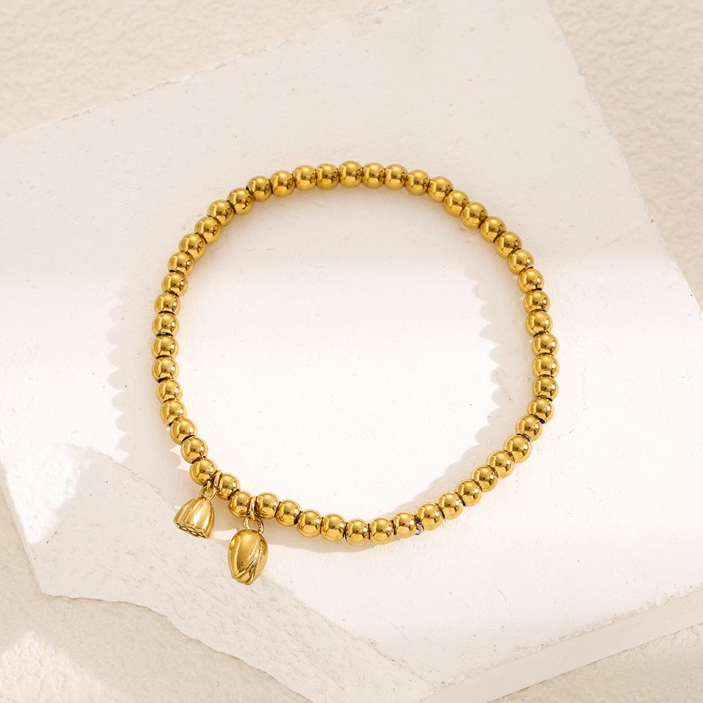 Colorfast Korean-Japanese Titanium Steel Women's Bracelet - Versatile, Fashionable Hand Jewelry.