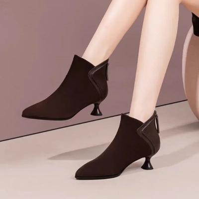 Stivali da donna a punta 2024 Stivali con tacco alto Cerniera Western Designer Stivali da donna con tacco alto Retro Comfort Tacchi alti