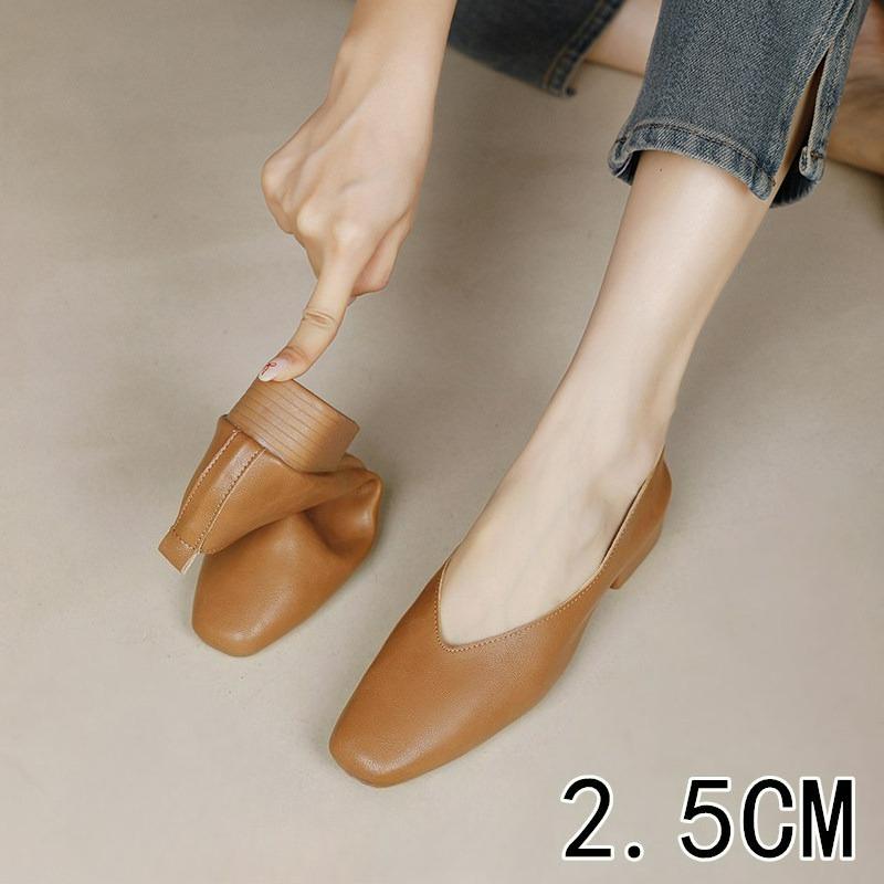 Женская обувь для мам из мягкой кожи на плоской подошве, однотонная, весенняя, универсальная, с мягкой подошвой, удобная, женская, с мелким вырезом, для работы EU42/CN43