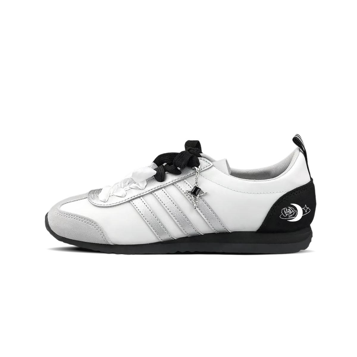 

Adidas VS JOG 2.0 Low top German Army Trainers Unisex White JR4653(Team401-) 40⅔