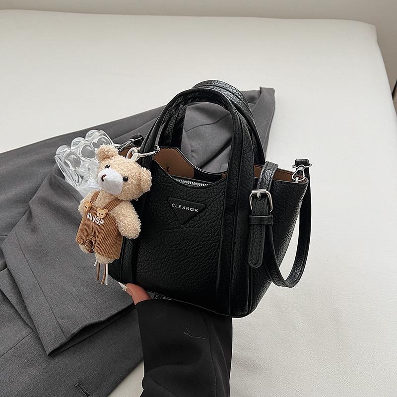 New Handbag Women's Casual Fashion Shoulder Messenger Bag
