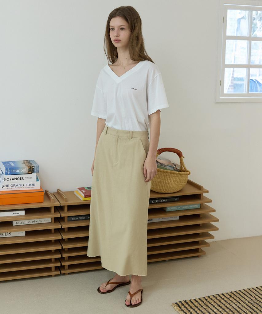 Opeundoeoseutyudio H-Line Long Skirt Beige