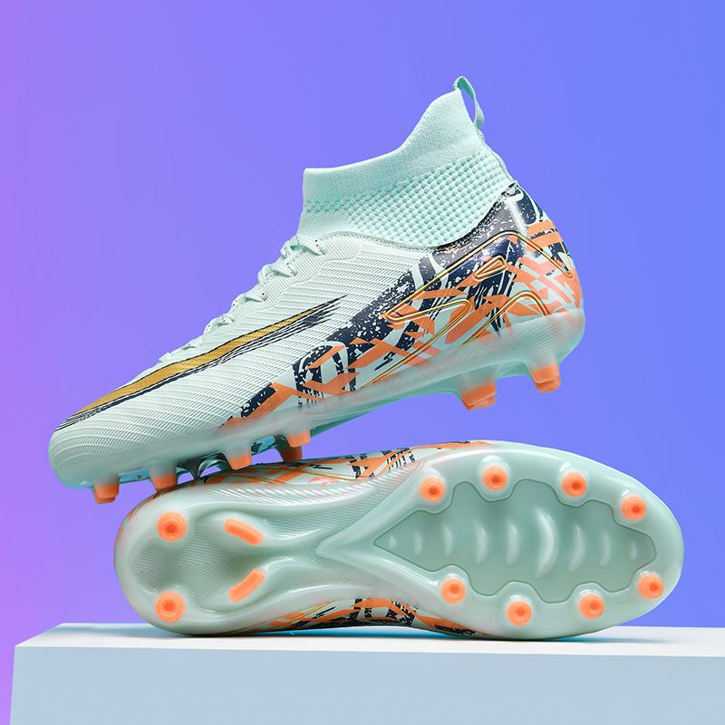 

New Men Professional Soccer Shoes Ultralight Football Boots Match Hot Sale Cleats Unisex Futsal High-quality TF/FG Sneakers Soft 33