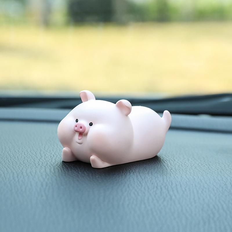 Cute Piggy Girl Figurine Kawaii Cartoon Resin Statue Car Decor Mini Ornament Home Desk Decoration Adorable Animal Doll Gift