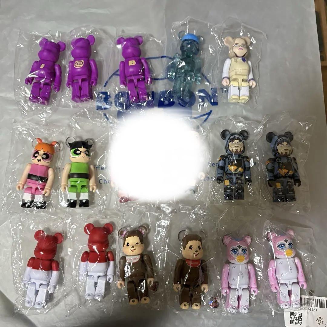 

[USED] Bearbrick 50 15-piece set