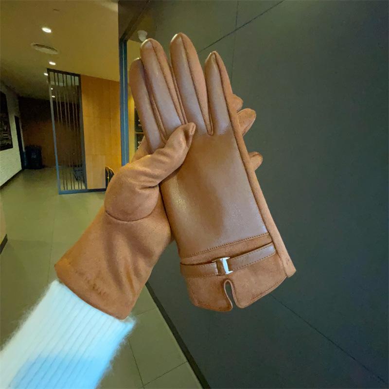 Women's Protein PU Leather Suede Touch Screen Compatible Fashion Commuting Thick Velvet Insulated Belt Buckle Riding Gloves