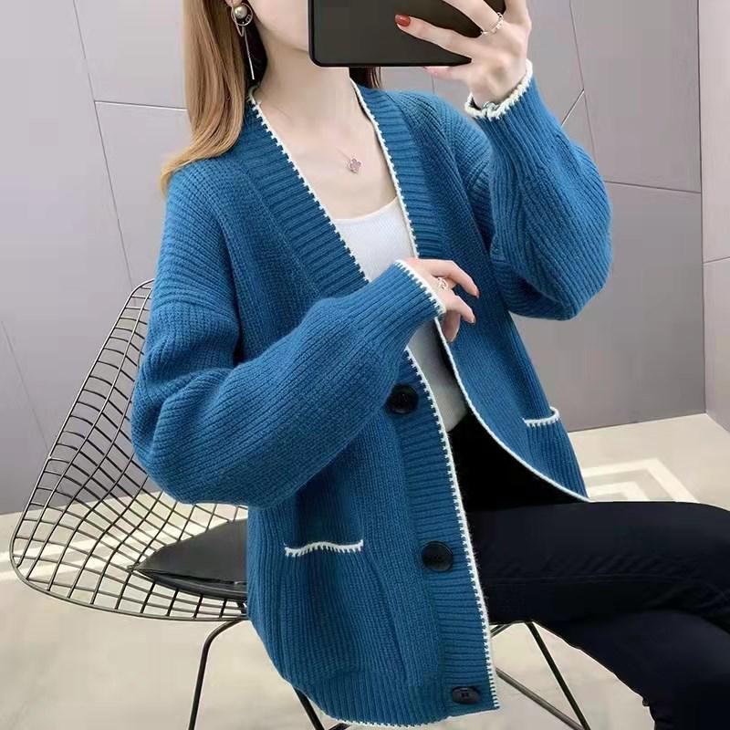 2024 Women's Casual Knitted Cardigan Coat - Niche, Versatile, Buttoned Design for Spring and Autumn