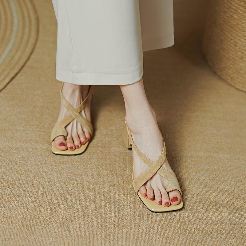 Fashion 2025 New Retro Sheepskin Women Sandals French Chunky Heel Open Toe Sandals Buckle Strap Summer Shoes Heel Women Explosive Spot