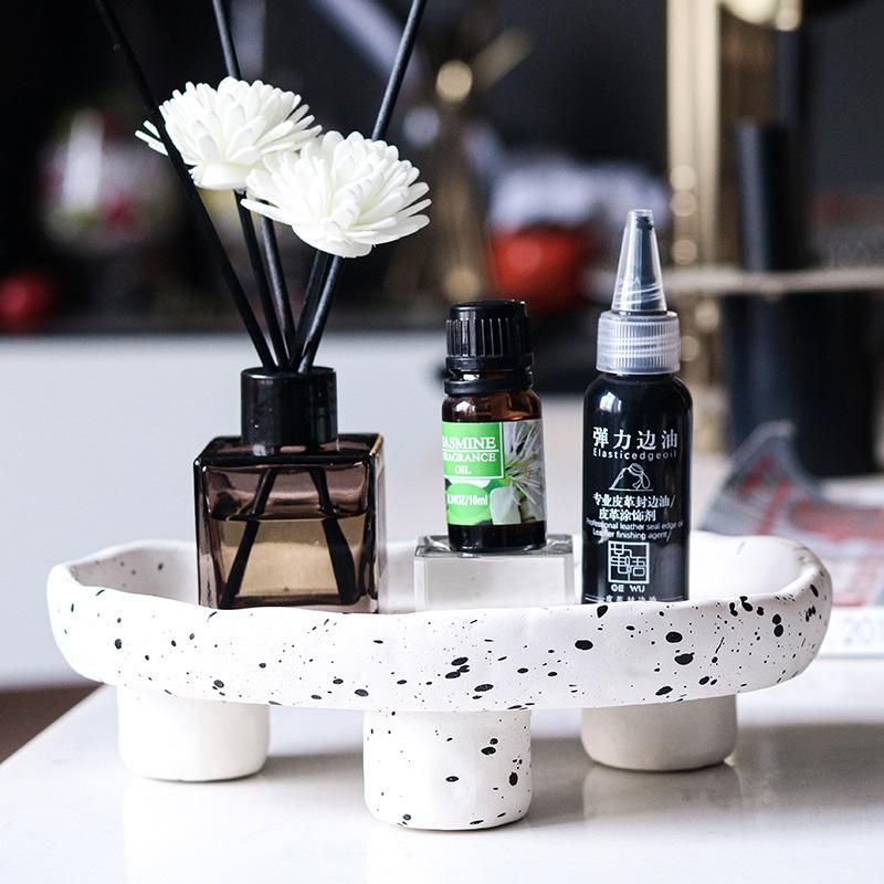 Kreative Nordische Einfache Mütze Dreibeiniges Tablett Ins Style Heimdekoration Eingang Aromatherapie Schmuckaufbewahrung Tablett Ornamente
