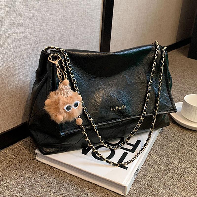 

Retro commuter bag women s large-capacity new autumn and winter versatile chain shoulder bag casual tote bag чёрный
