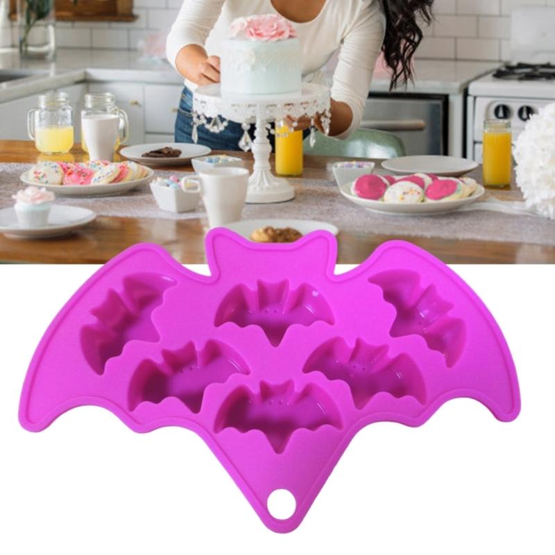 Multifuntional Food Grade Silicone Molds Bat Shape Baking Tray Baking Accessory Suitable for Baking Cake and Making Ice