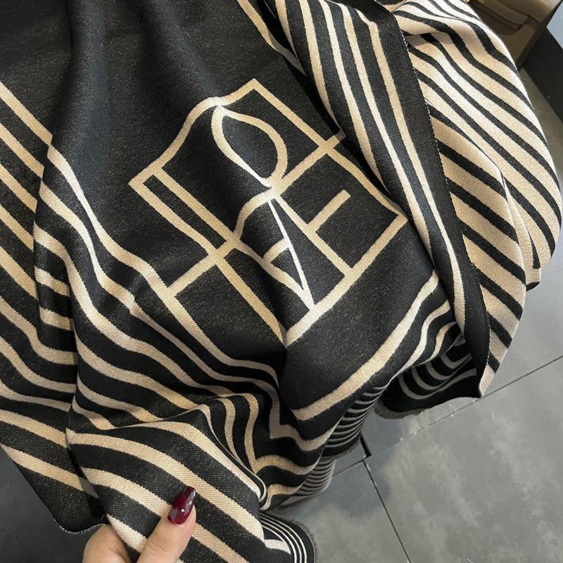New imitation cashmere scarf women's winter versatile thickened double-sided student windproof scarf air conditioner shawl