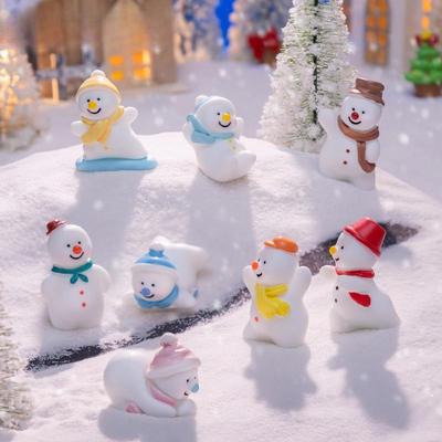 Cute Micro-landscapes Snowball FightsChristmas Snowman Dolls Decorations, Crystal Bottles Accessories Mini Trinkets