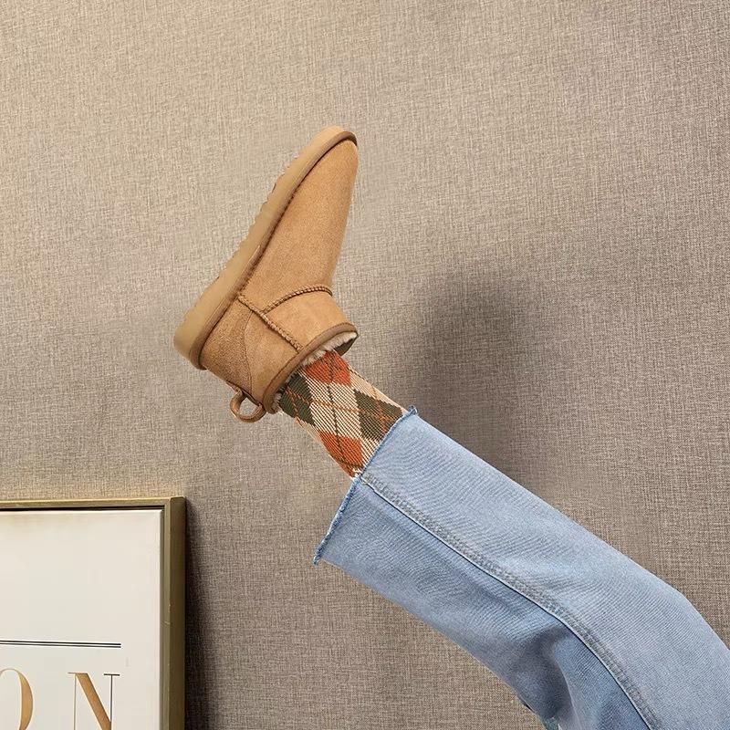 Women's Snow Boots with Thickened Fleece, Anti-slip and Waterproof Short Cotton Shoes