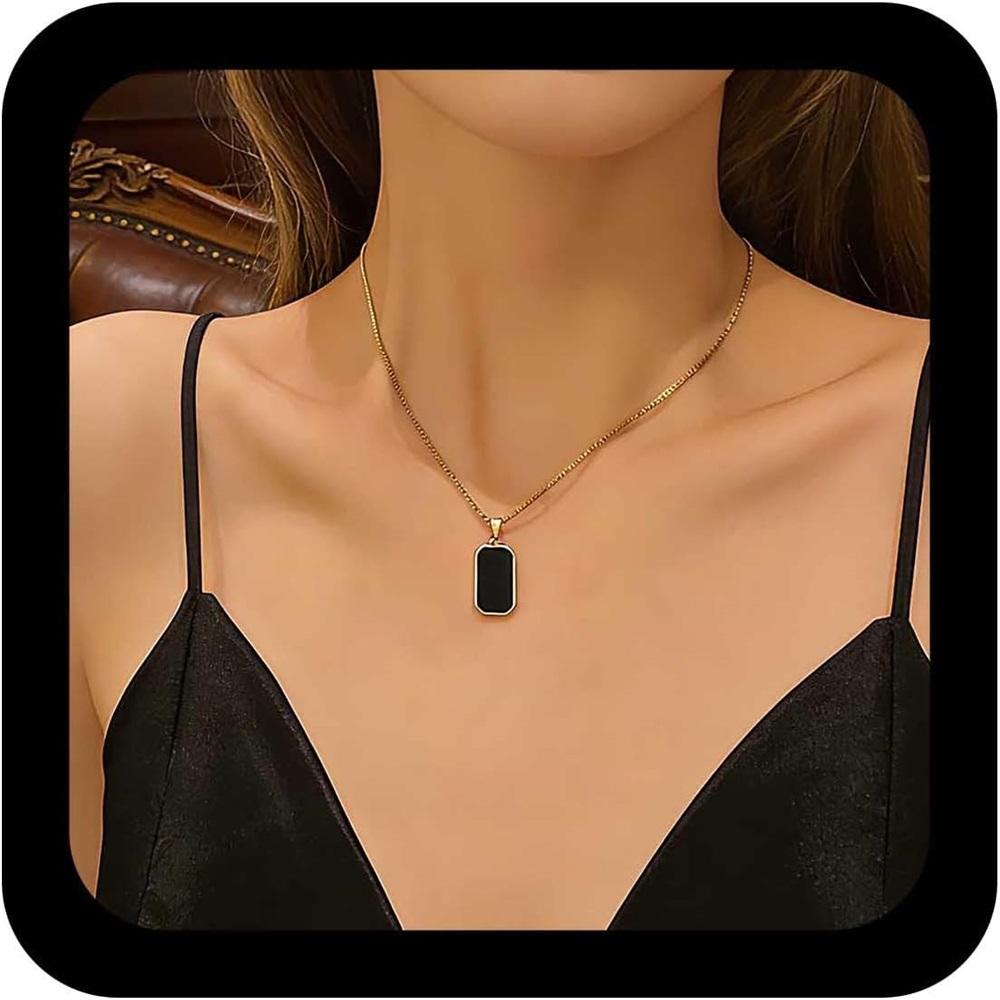 Vintage Square Pendant Necklace Enamel Square Necklace Chain Black Onyx Square Necklace Minimalist Geometric Choker Necklace Jewelry for Women